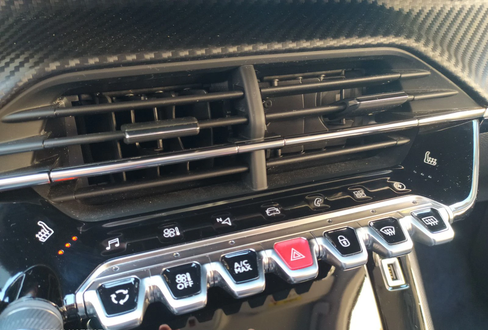 Peugeot 2008 ELECTRIC/ALLURE/136HP/360/SHZ/NAVI/LED/E162 - изображение 10
