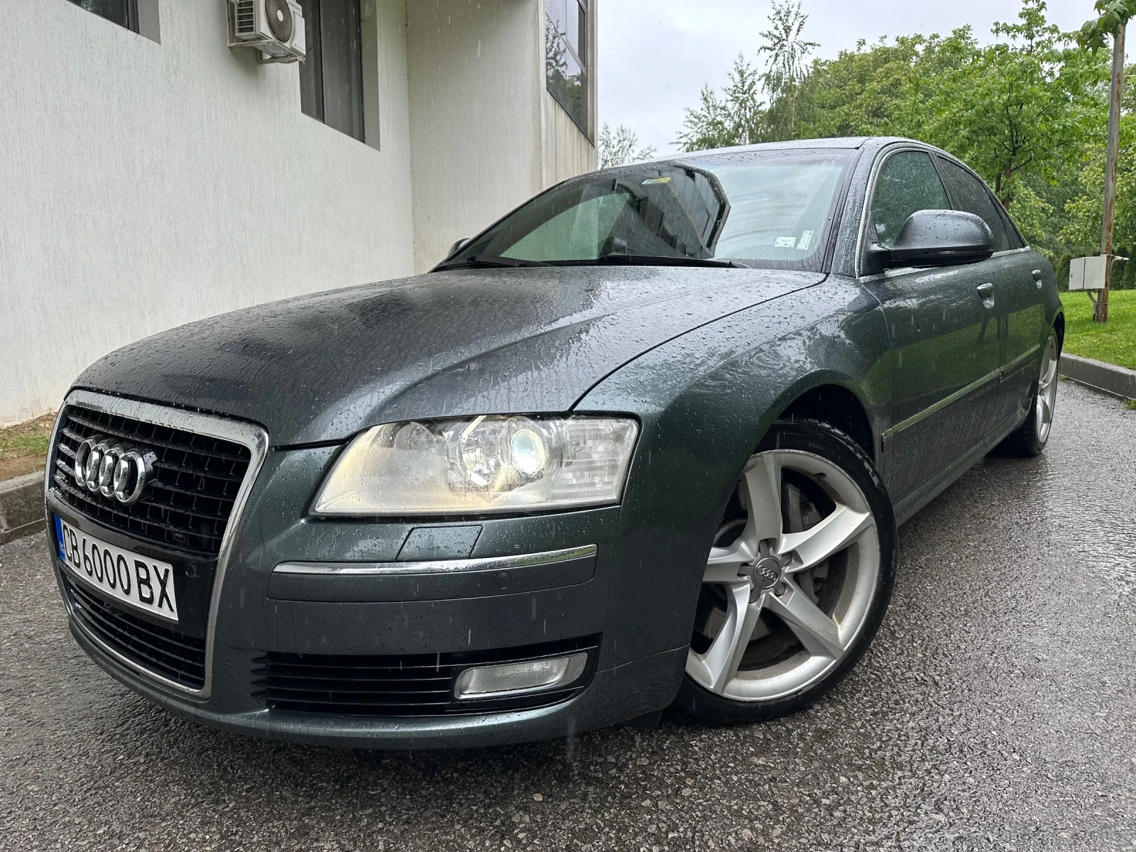 Audi A8 3.2FSI - изображение 3