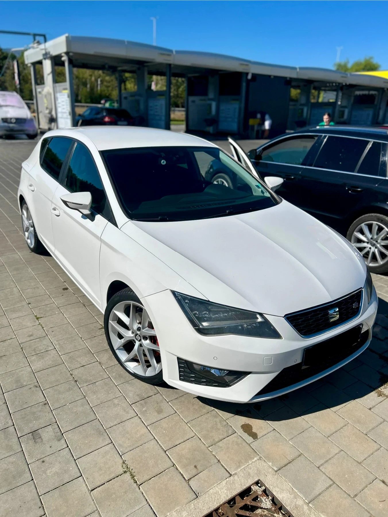 Seat Leon 2.0 TDI FR - изображение 2