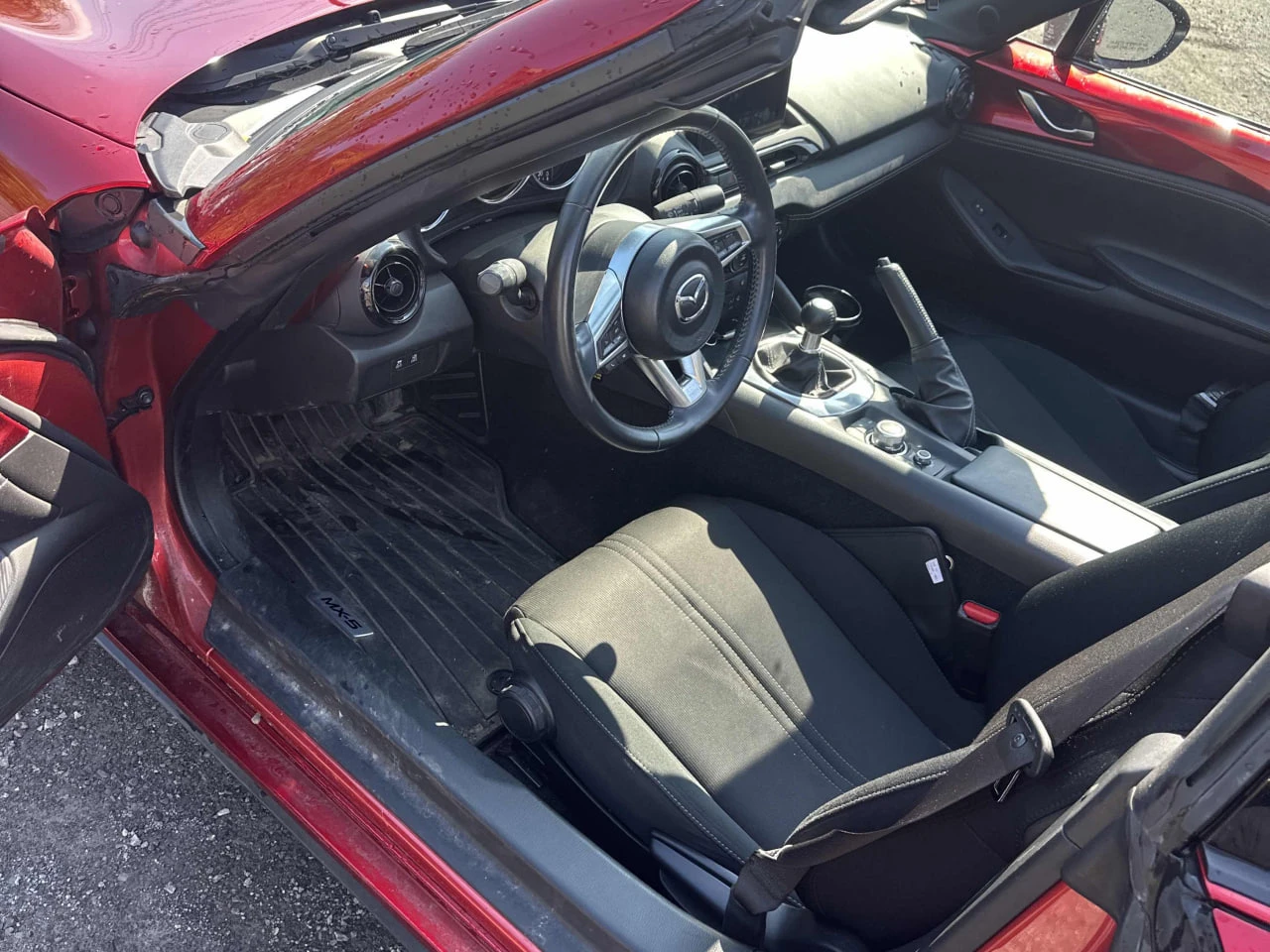 Mazda Mx-5 RF* CARFAX* АВТОФИНАНСИРАНЕ* БЕЗ ПЪРВОНАЧАЛНА ВНОС - изображение 5
