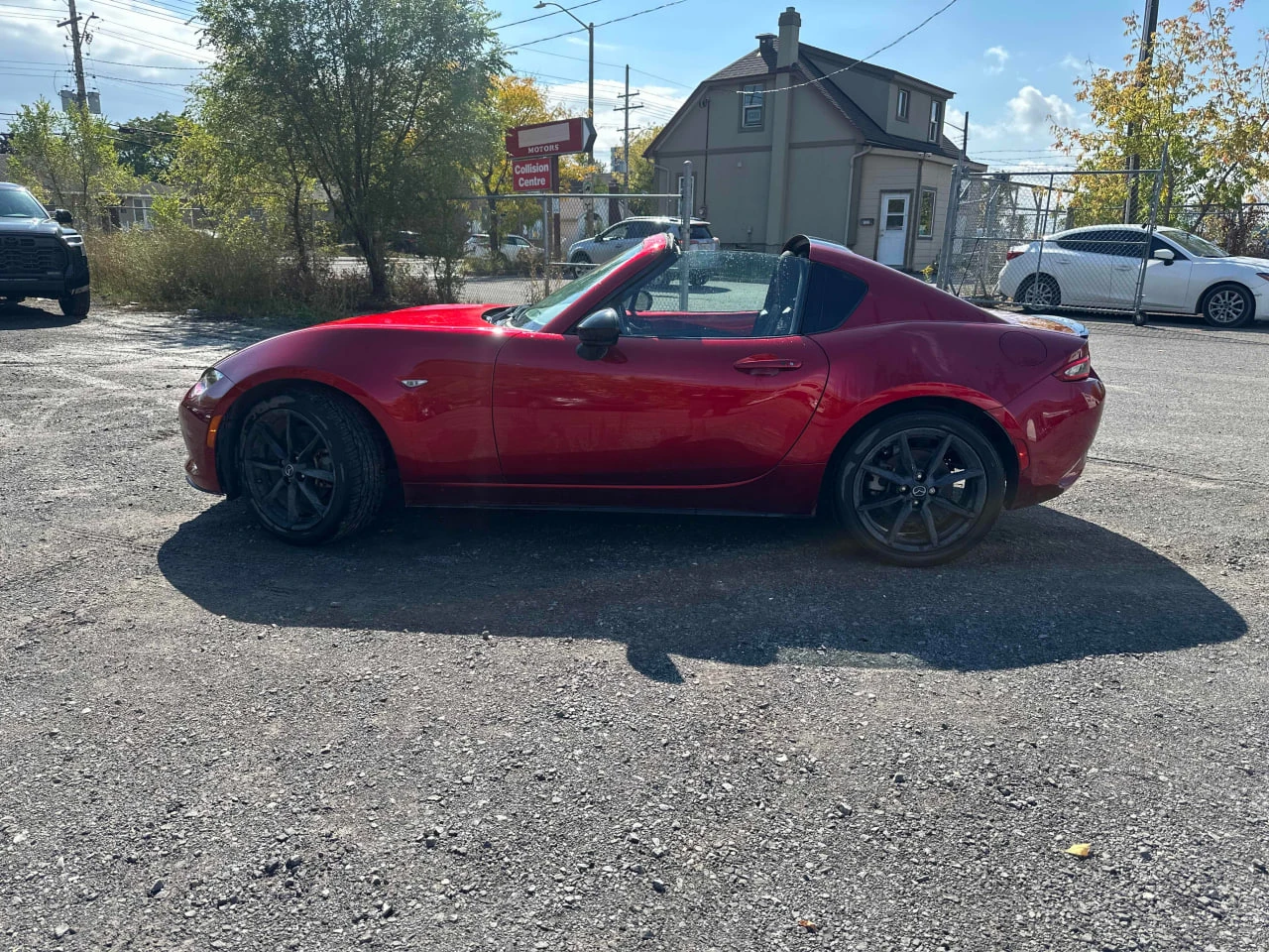 Mazda Mx-5 RF* CARFAX* АВТОФИНАНСИРАНЕ* БЕЗ ПЪРВОНАЧАЛНА ВНОС - изображение 2