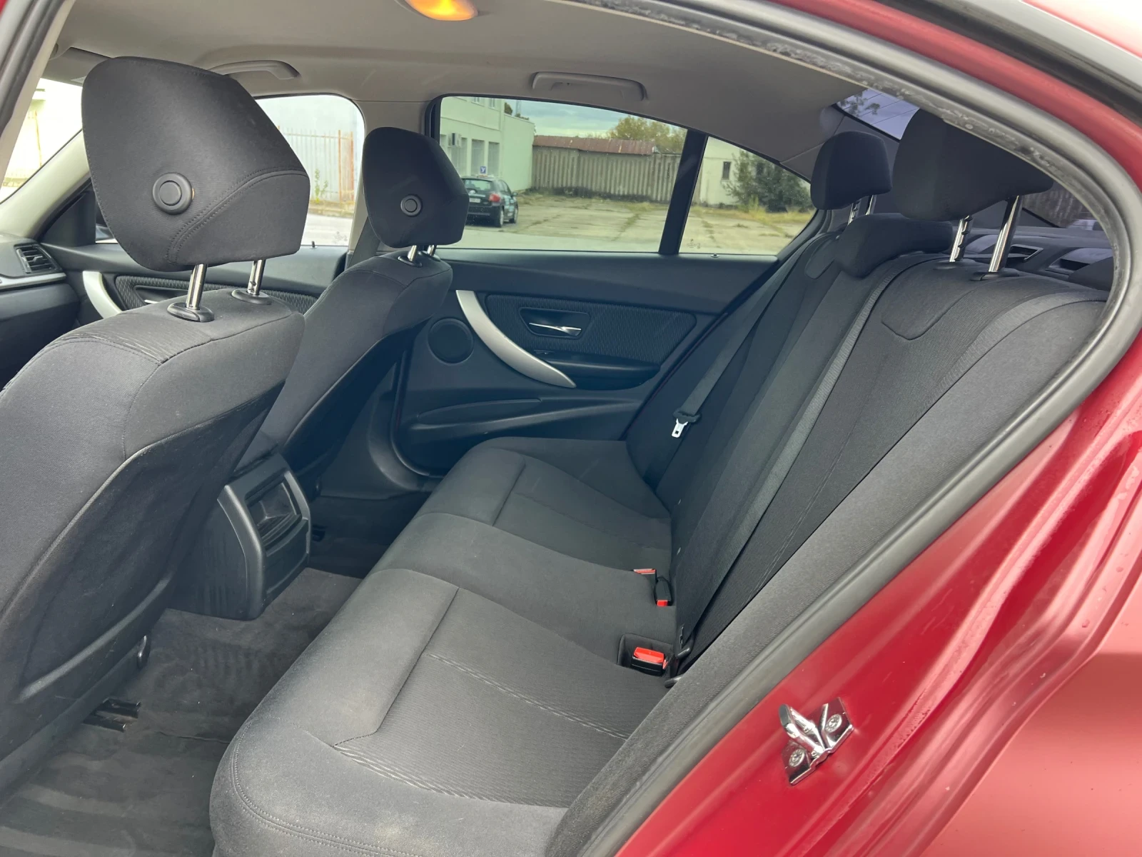 BMW 320  F30* Sport* LED* 184кс - изображение 10