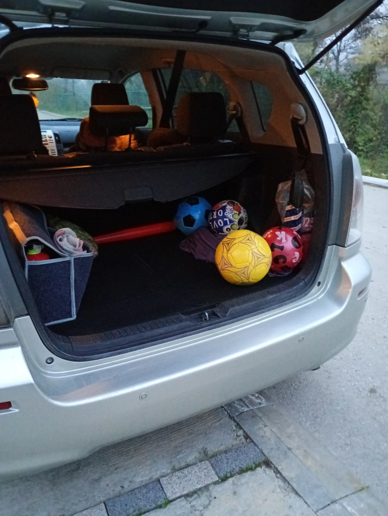 Toyota Corolla verso  - изображение 2