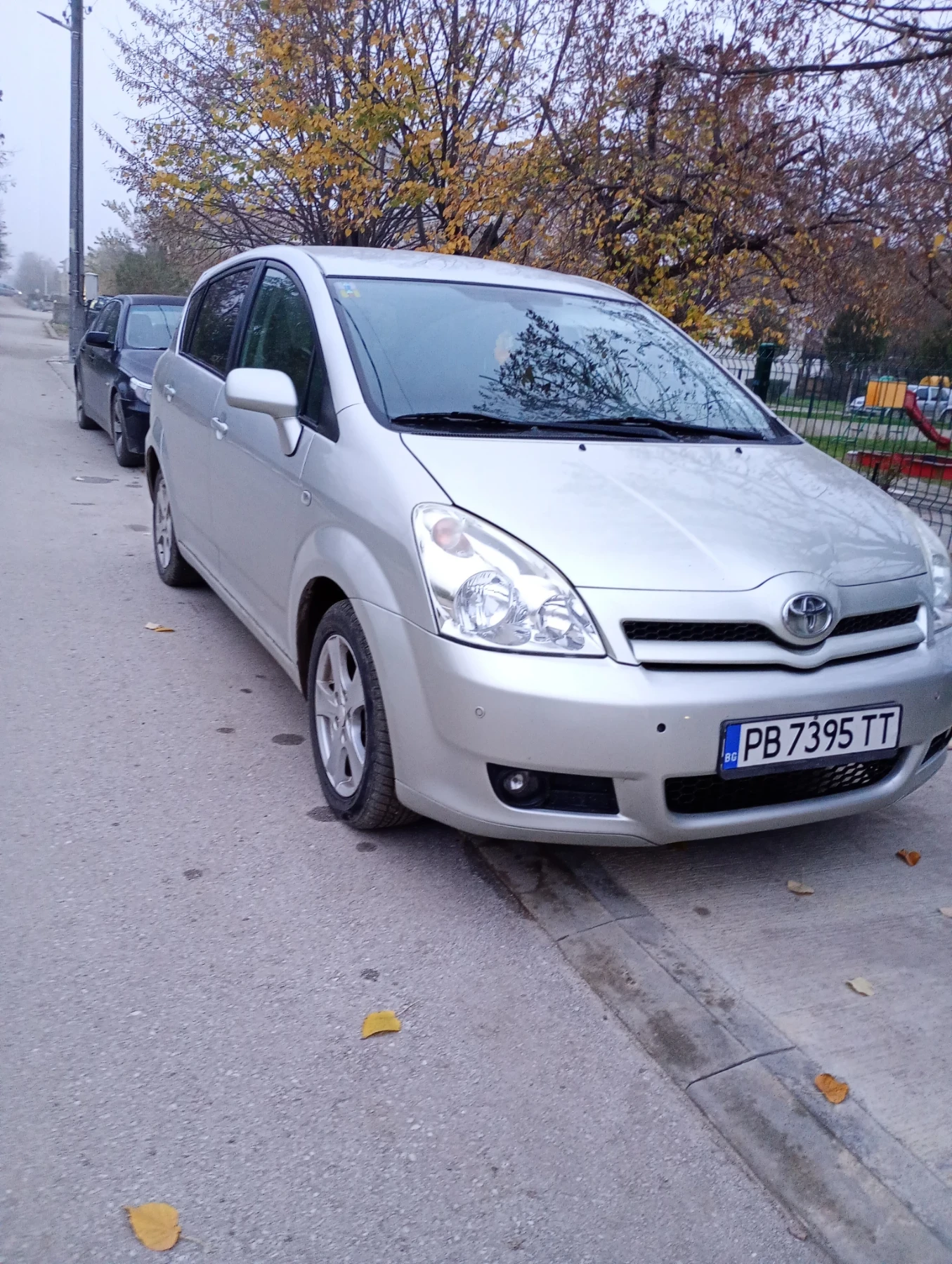 Toyota Corolla verso  - изображение 7