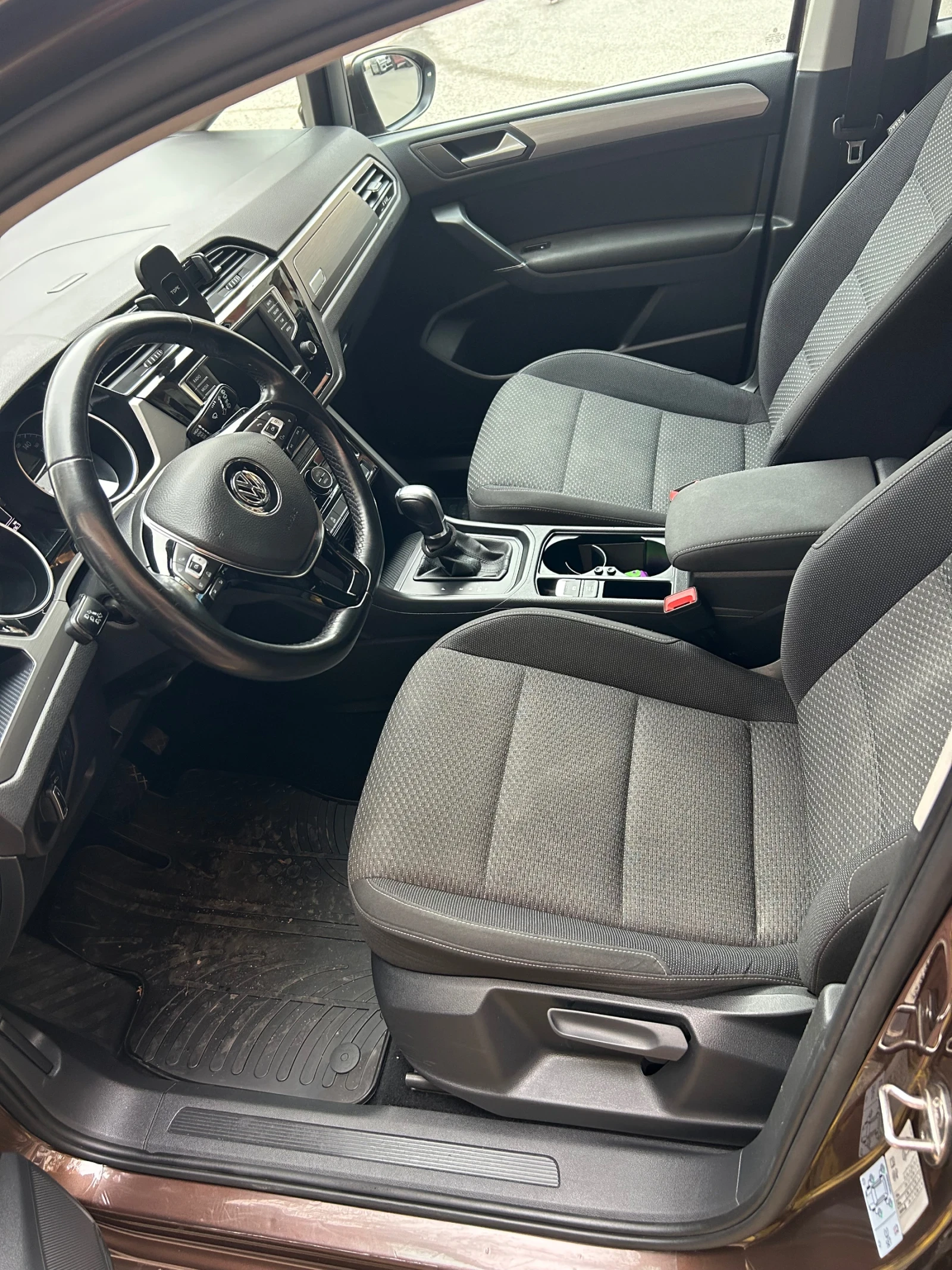 VW Touran 1.6 TDI /Nighline | Mobile.bg � ����������� 10