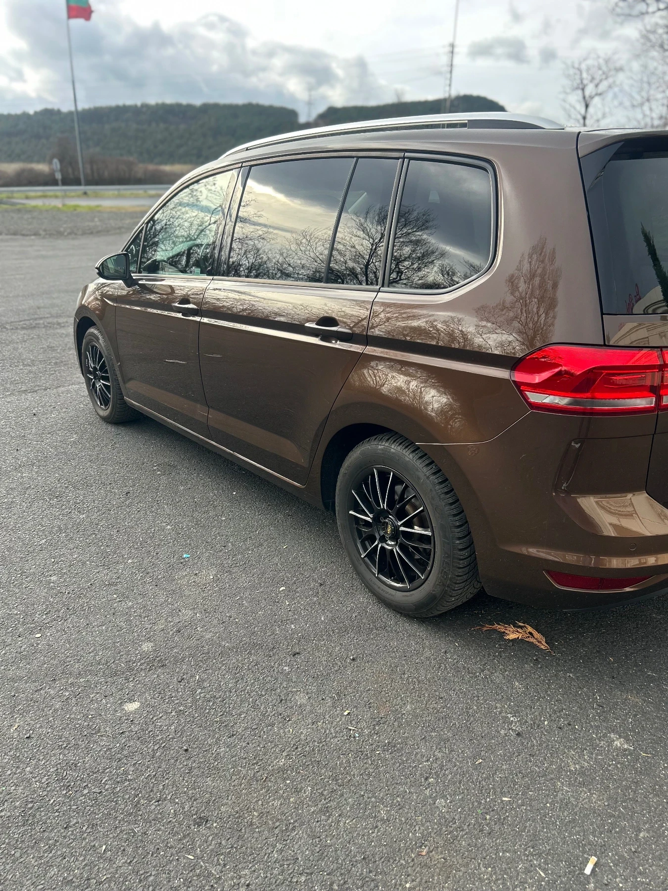 VW Touran 1.6 TDi - изображение 9