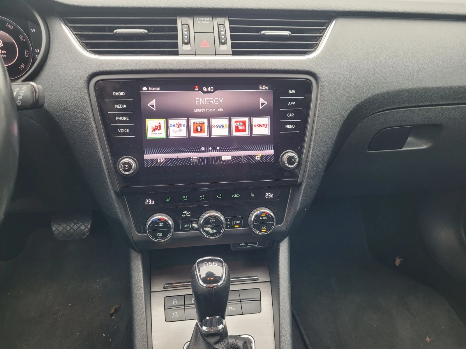 Skoda Octavia 2.0 TDI automatic digital | Mobile.bg � ����������� 11