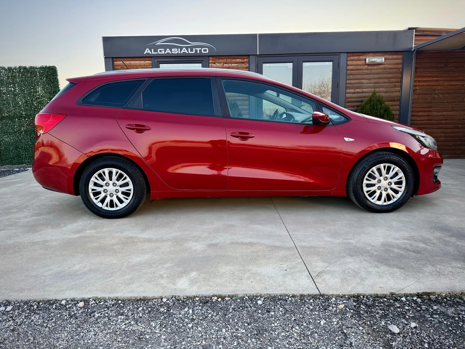 Kia Ceed 1.4 MPI* FACELIFT* NAVI* CAMERA - изображение 5