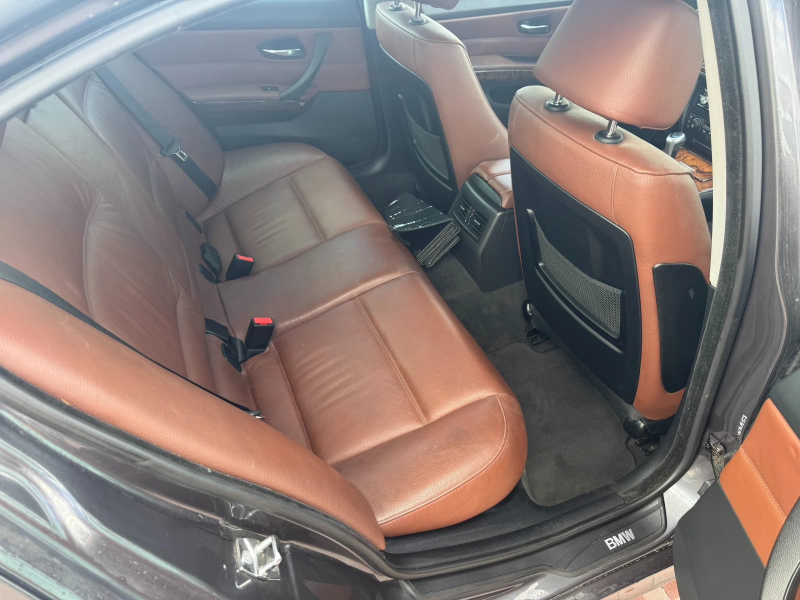 BMW 320, снимка 12 - Автомобили и джипове - 53883735