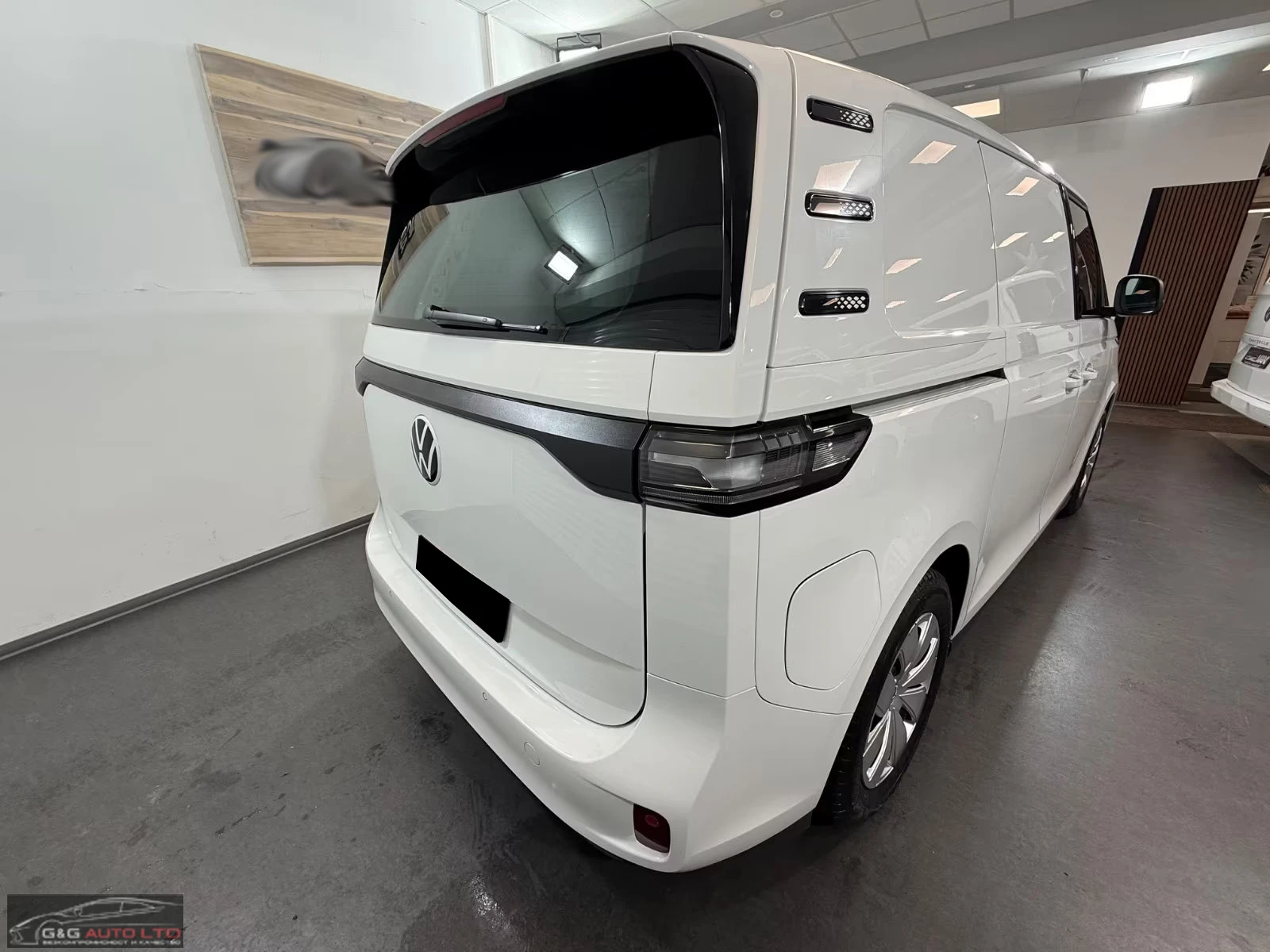 VW ID.Buzz CARGO/204HP/CAM/LED/AHK/NAVI/ACC/CPLAY/971g, снимка 7 - Автомобили и джипове - 53949263