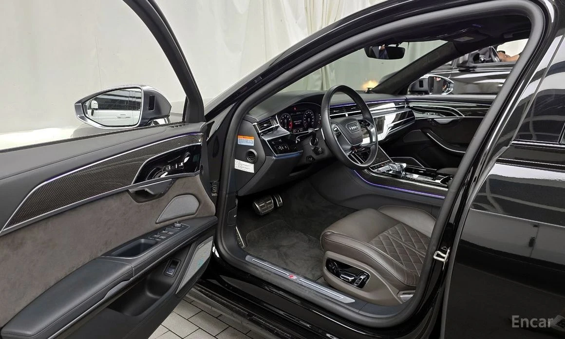 Audi A8, снимка 10 - Автомобили и джипове - 54076670