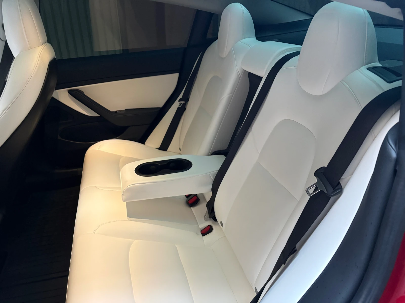 Tesla Model 3 Performance, снимка 8 - Автомобили и джипове - 54623588