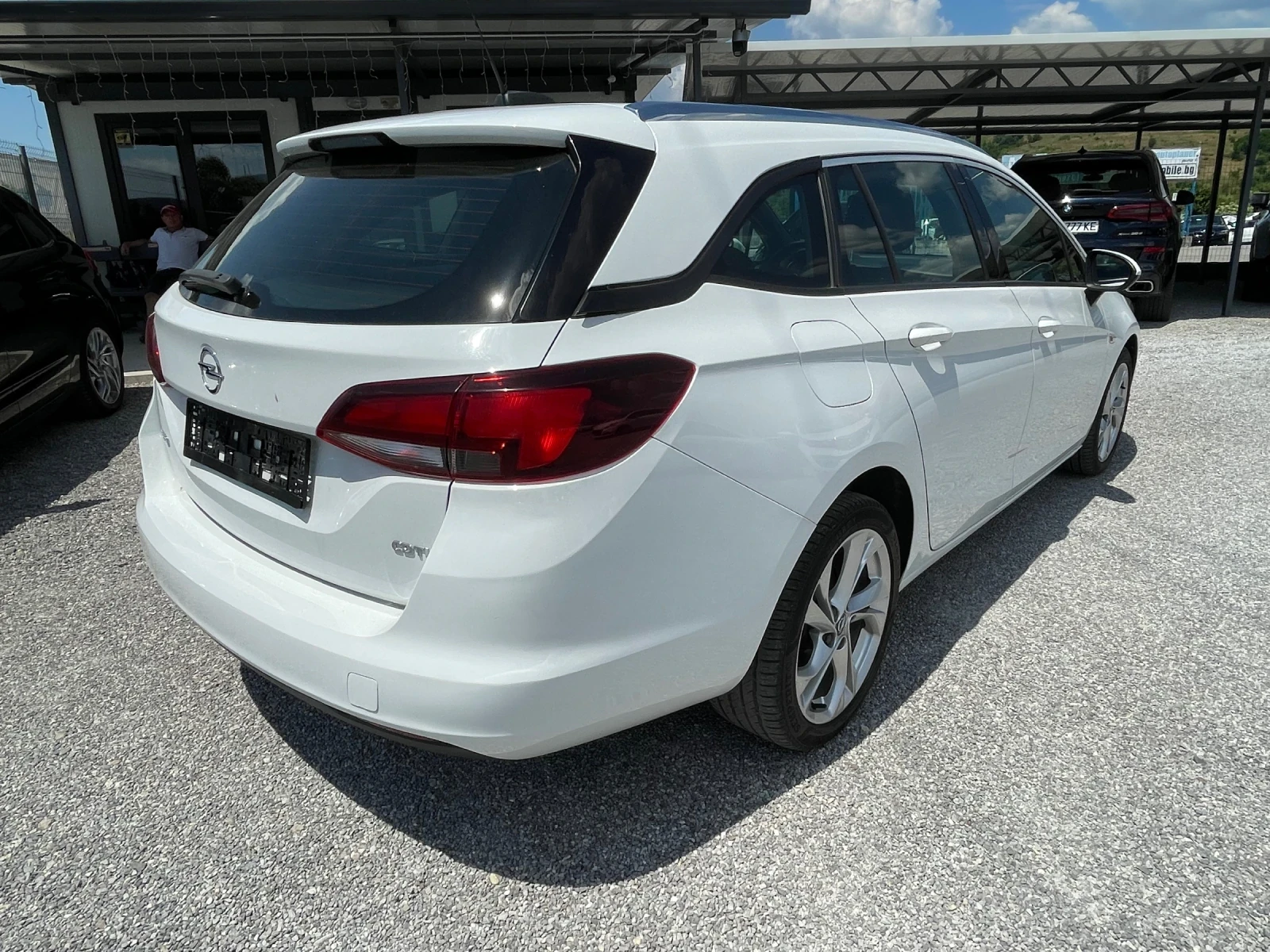 Opel Astra 1.6 CDTI Euro 6, снимка 5 - Автомобили и джипове - 55016518