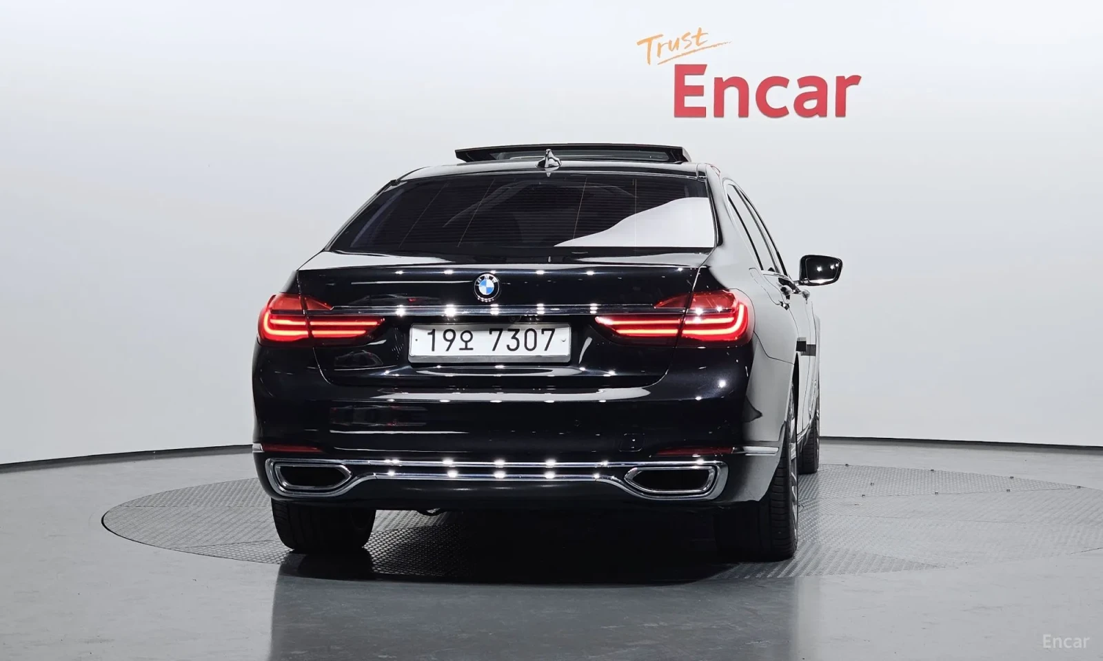 BMW 750 LONG* XDRIVE* TOP* 110000KM!!!, снимка 4 - Автомобили и джипове - 55188657
