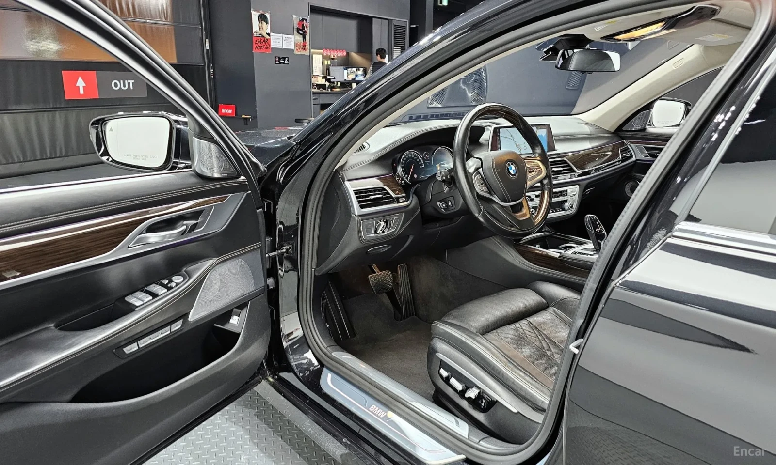 BMW 750 LONG* XDRIVE* TOP* 110000KM!!!, снимка 11 - Автомобили и джипове - 55188657
