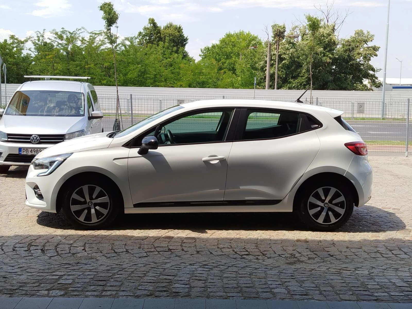 Renault Clio 1.0 TCe/90 к.с., снимка 8 - Автомобили и джипове - 55376901