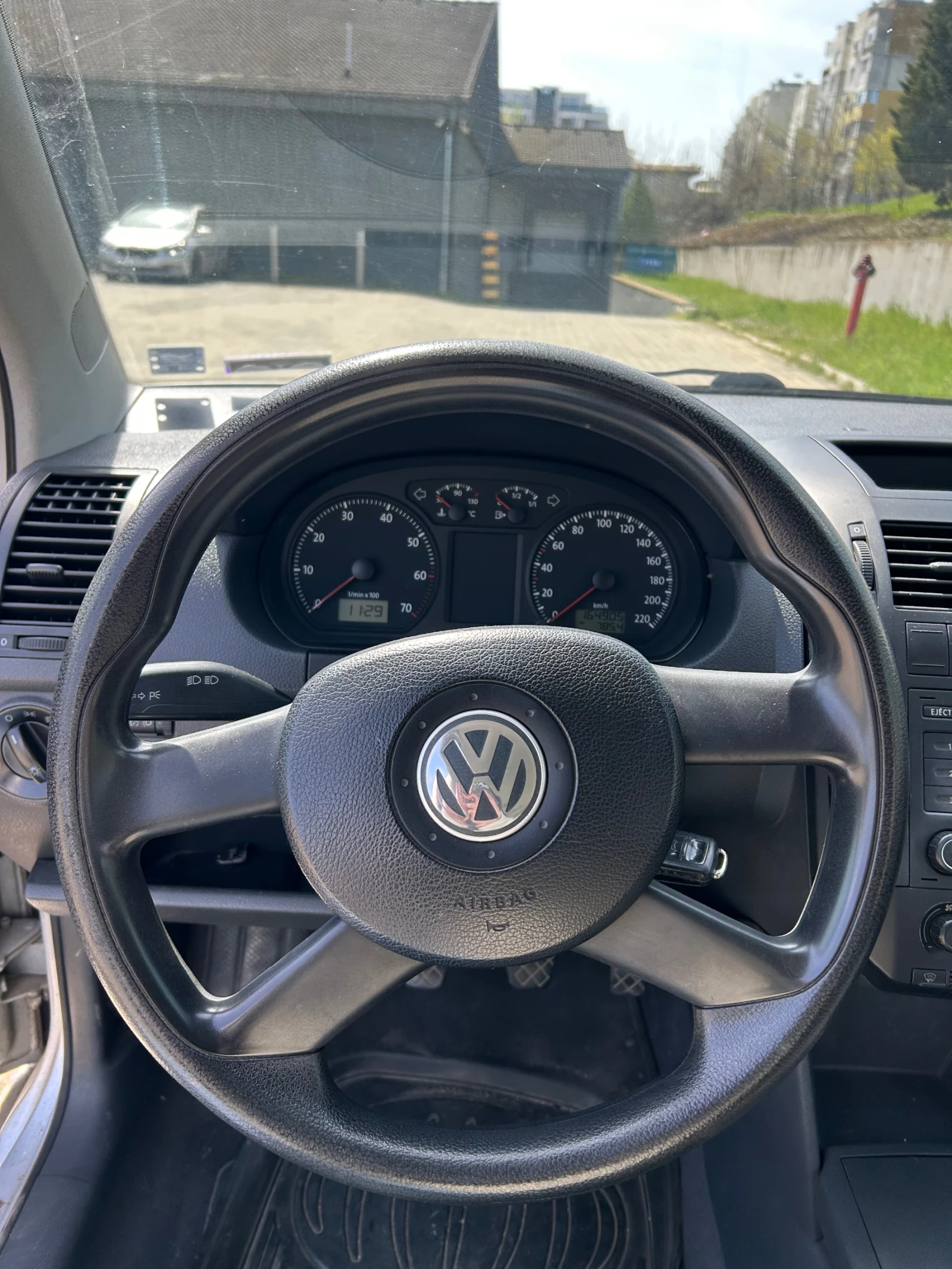 VW Polo, снимка 6 - Автомобили и джипове - 55544073
