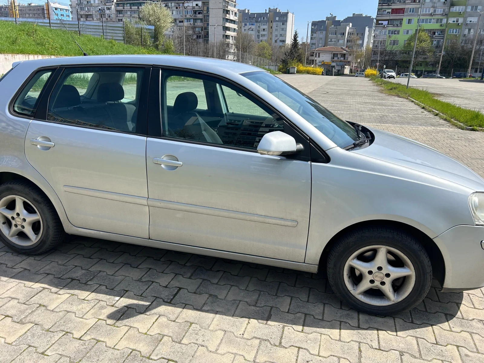 VW Polo, снимка 5 - Автомобили и джипове - 55544073