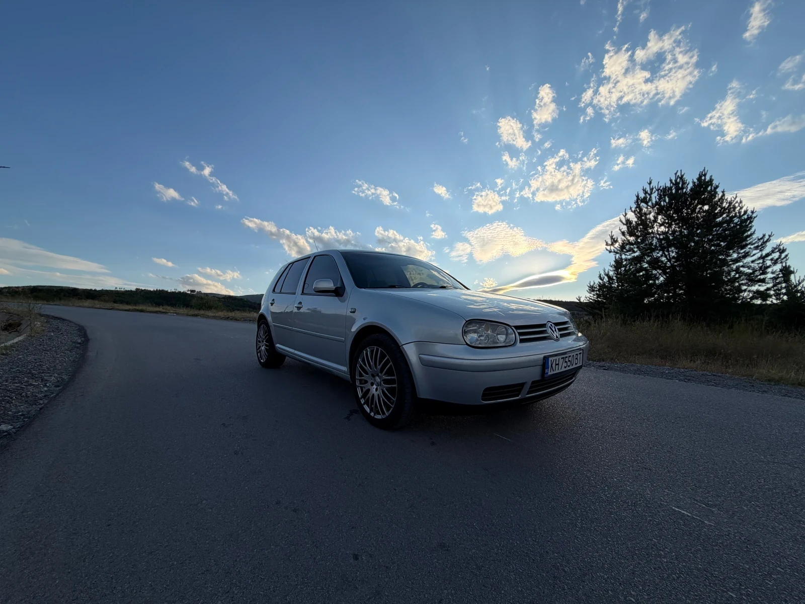 VW Golf, снимка 5 - Автомобили и джипове - 55565295