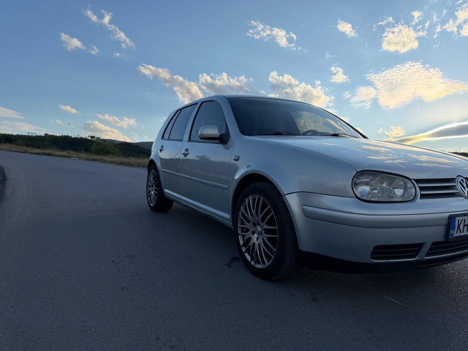 VW Golf, снимка 4 - Автомобили и джипове - 55565295