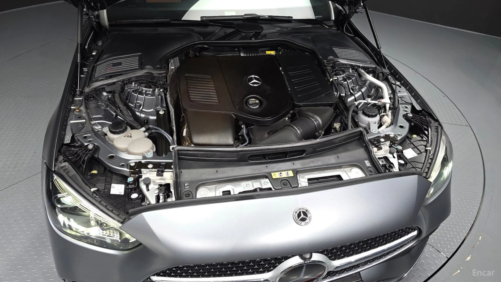 Mercedes-Benz C 300 4MATIC/AMG-LINE/FULL-ASSISTS/BURMESTER/SUNROOF, снимка 17 - Автомобили и джипове - 55615055