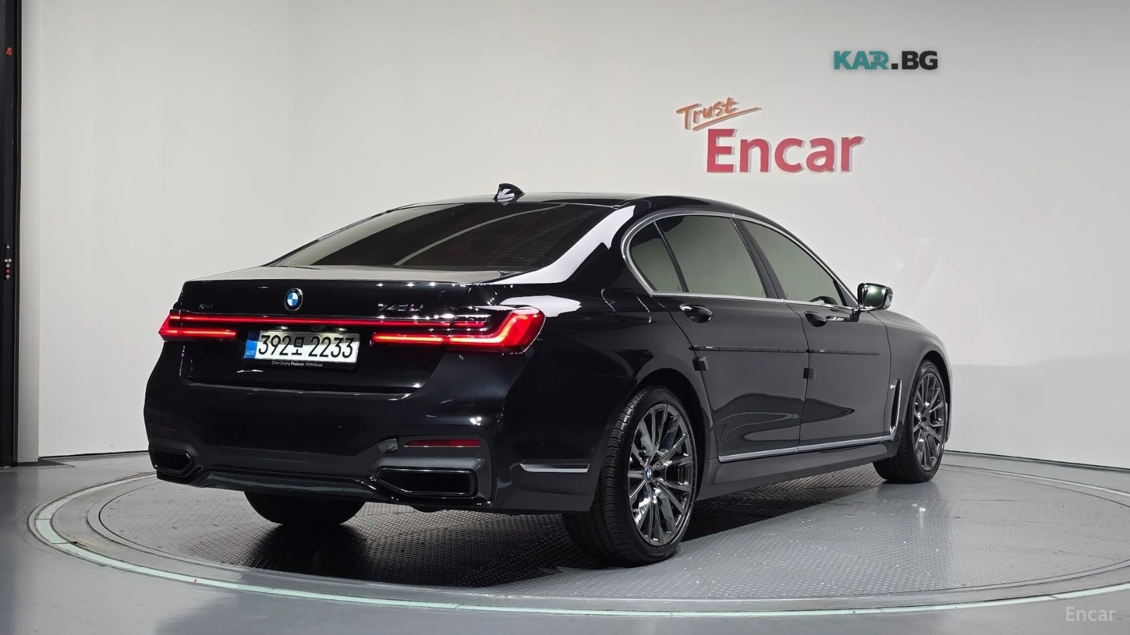 BMW 740 Li* XDRIVE* MSPORT* DISTRONIC* 360* МАСАЖИ* ОБДУХ*, снимка 2 - Автомобили и джипове - 55803482