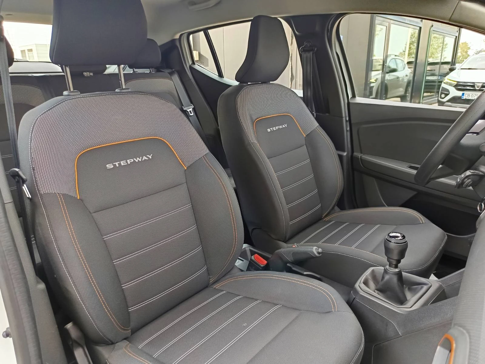 Dacia Sandero Stepway/1.0Tce/ 100к.с./ LPG, снимка 16 - Автомобили и джипове - 55925471