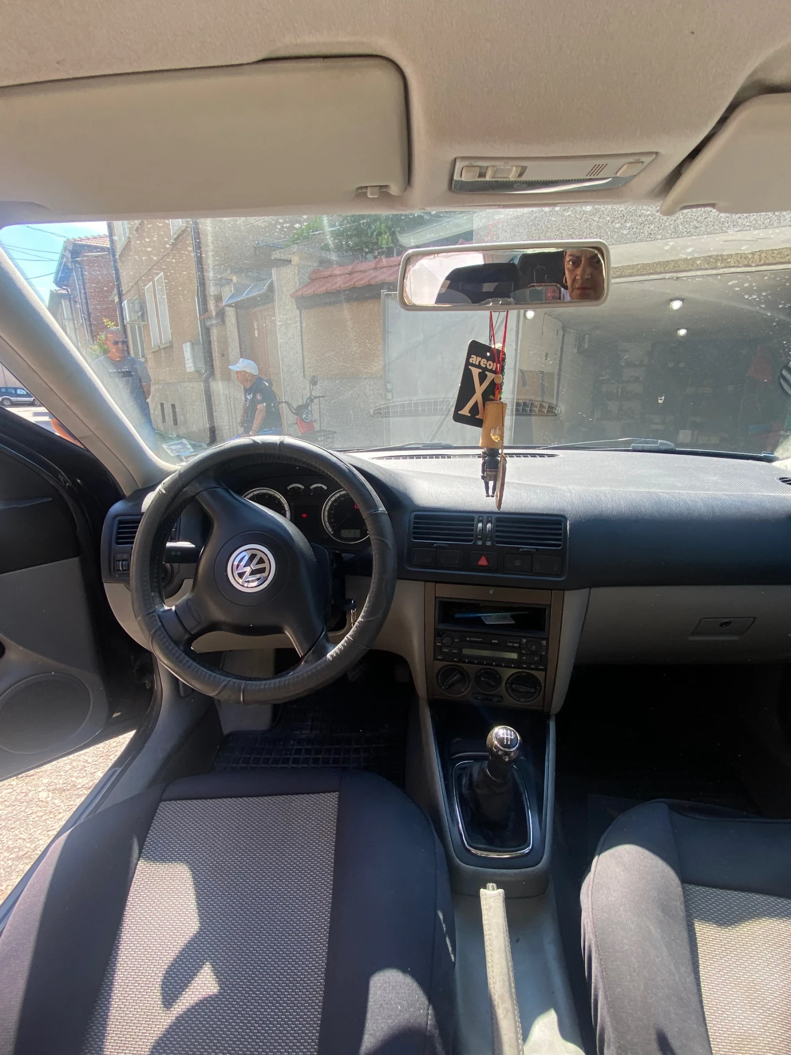 VW Bora, снимка 5 - Автомобили и джипове - 55985593