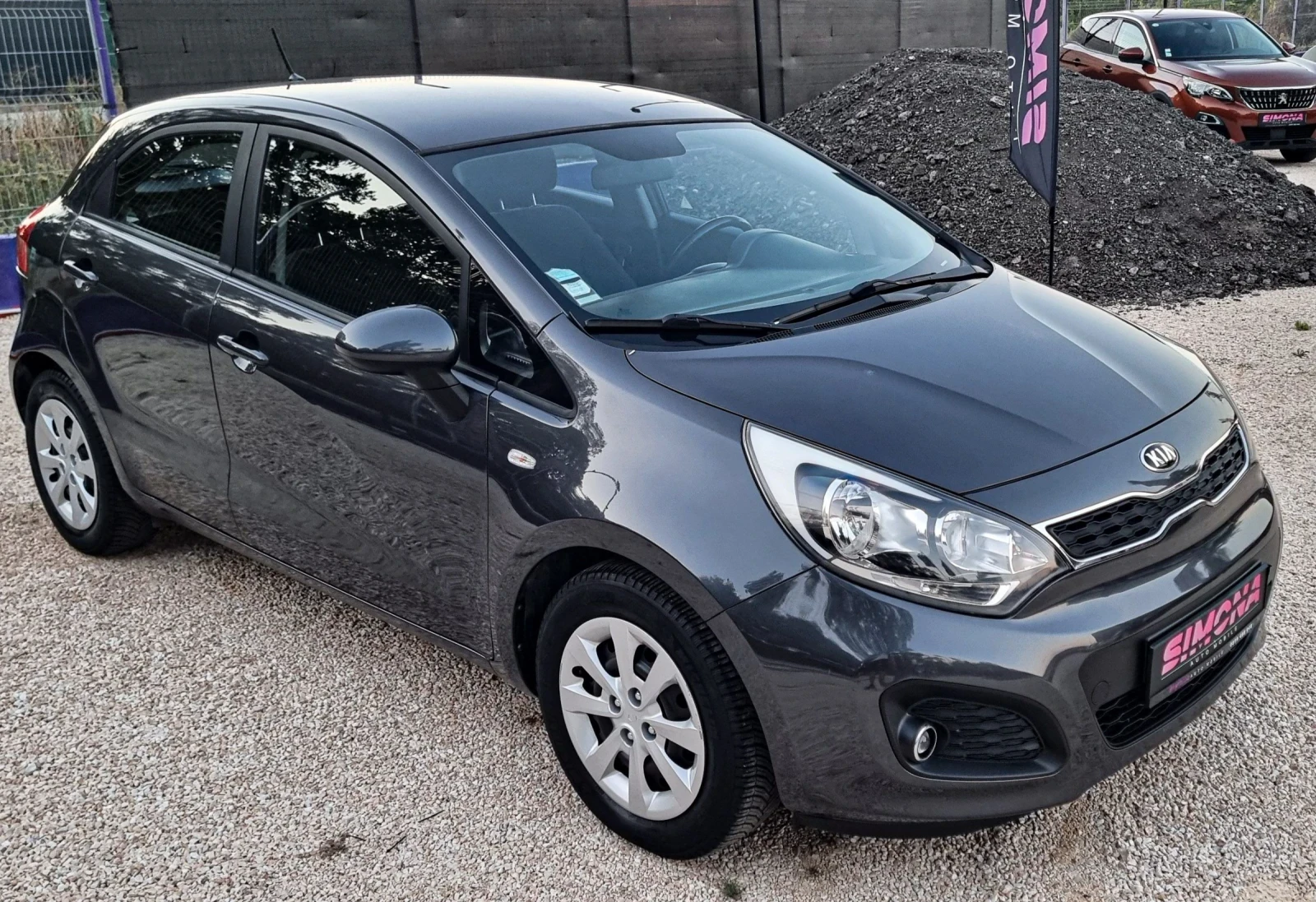 Kia Rio 1.2i Active, снимка 2 - Автомобили и джипове - 56155351