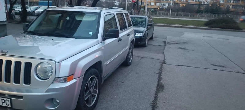 Jeep Patriot 2.0 crd, снимка 3 - Автомобили и джипове - 47342700