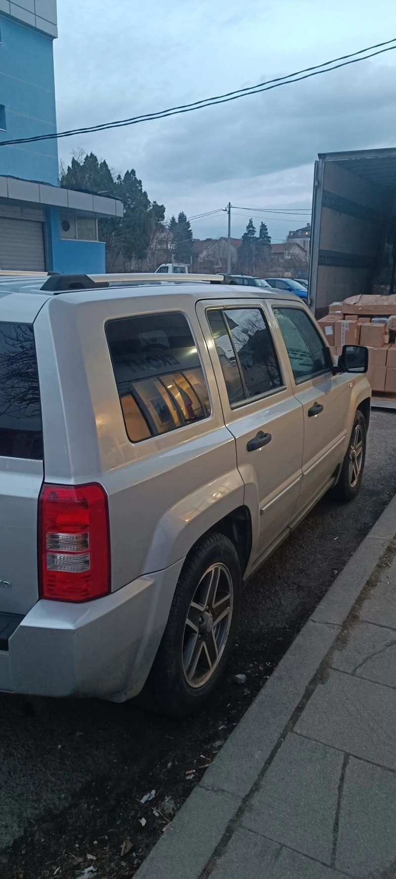 Jeep Patriot 2.0 crd, снимка 6 - Автомобили и джипове - 47342700