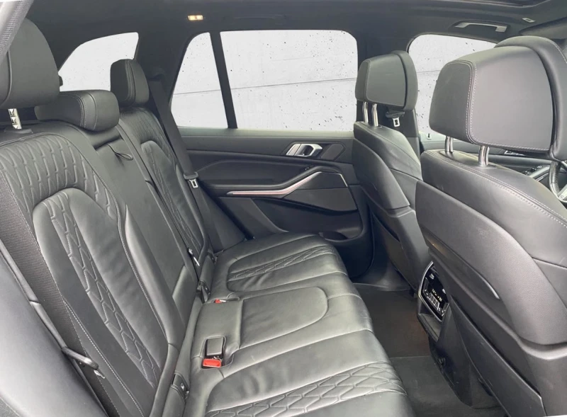 BMW X5 40i/M-SPORT/SHADOW-L/340HP/PANO/H&K/HUD/907f, снимка 15 - Автомобили и джипове - 52294126