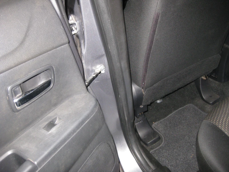 Mitsubishi ASX, снимка 8 - Автомобили и джипове - 53037016