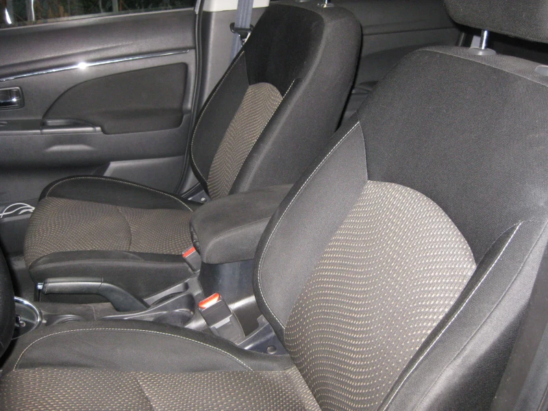 Mitsubishi ASX, снимка 7 - Автомобили и джипове - 53037016