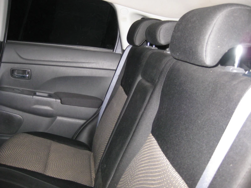 Mitsubishi ASX, снимка 12 - Автомобили и джипове - 53037016