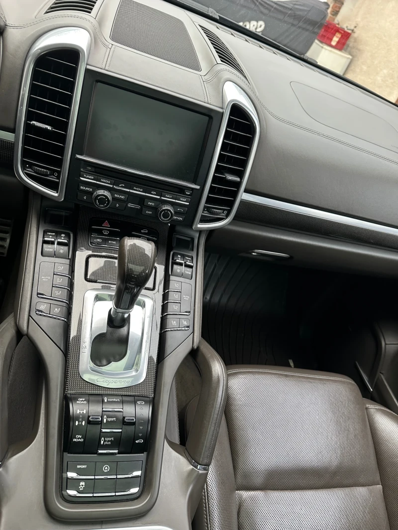Porsche Cayenne S 4.2, снимка 9 - Автомобили и джипове - 53192172
