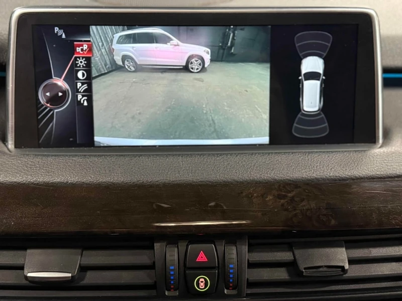 BMW X5 * xDrive35i * 7 МЕСТА* АМБИЕНТНО * МЪРТВА ТОЧKA* , снимка 17 - Автомобили и джипове - 53269698