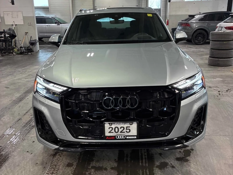 Audi Q7 * Technik * CARFAX * ДИСТРОНИК* 360* ОБДУХВАНЕ, снимка 6 - Автомобили и джипове - 53278082