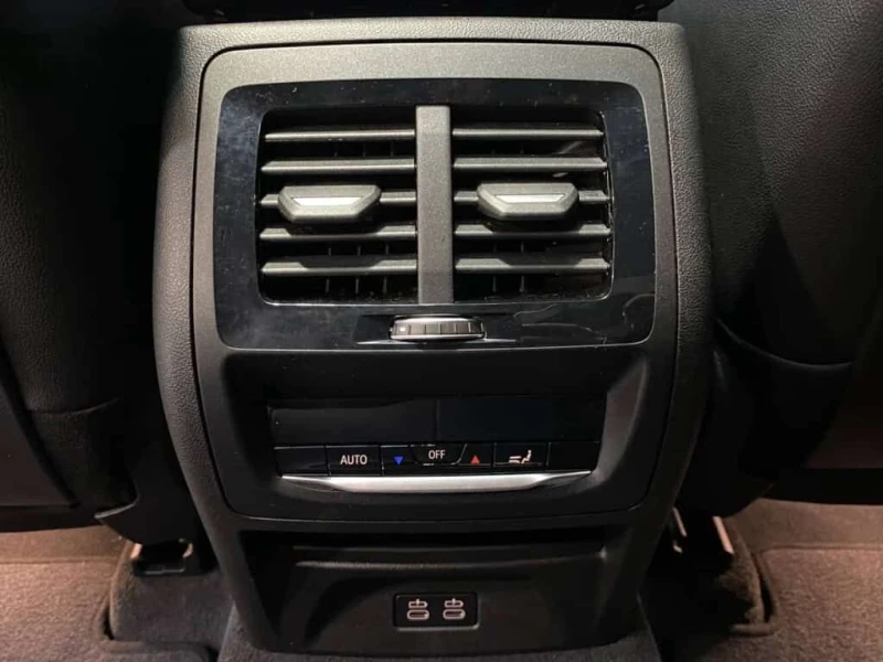 BMW X4 xDrive30i * ПАНОРАМА* ПОДГРЕВИ* Head-Up, снимка 17 - Автомобили и джипове - 53565452