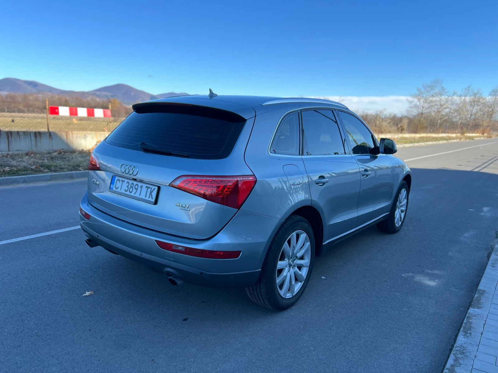 Audi Q5 Автомат* Кожа* TV* Теглич - изображение 4