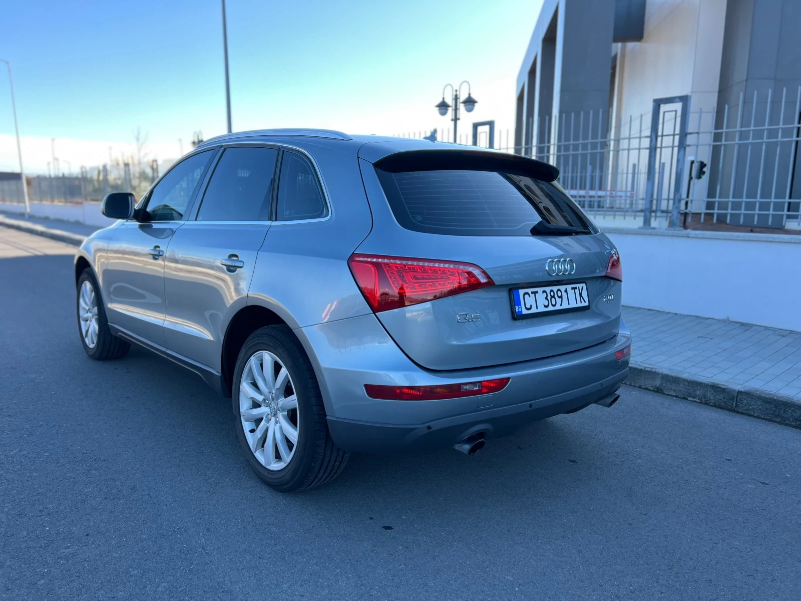 Audi Q5 Автомат* Кожа* TV* Теглич - изображение 6