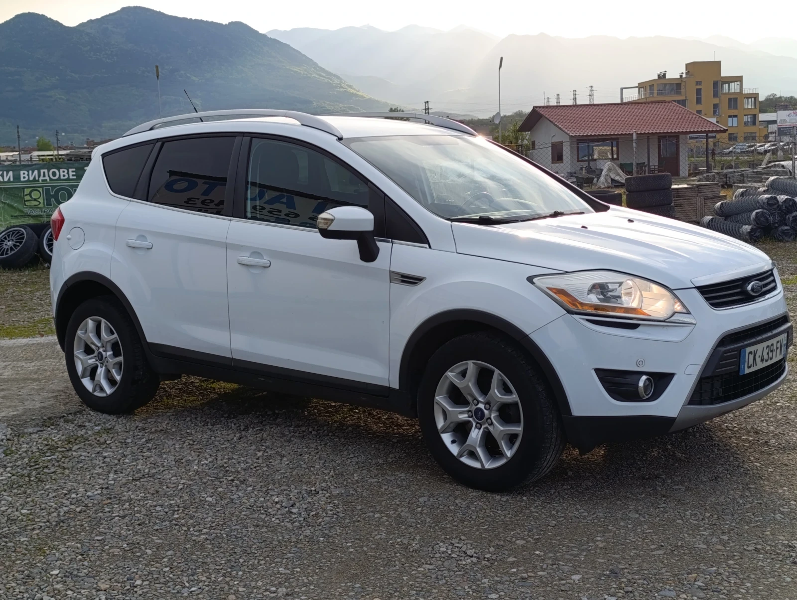 Ford Kuga 2.0 TDCi Trend - изображение 4
