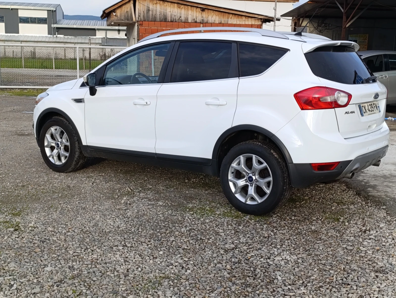 Ford Kuga 2.0 TDCi Trend - изображение 2