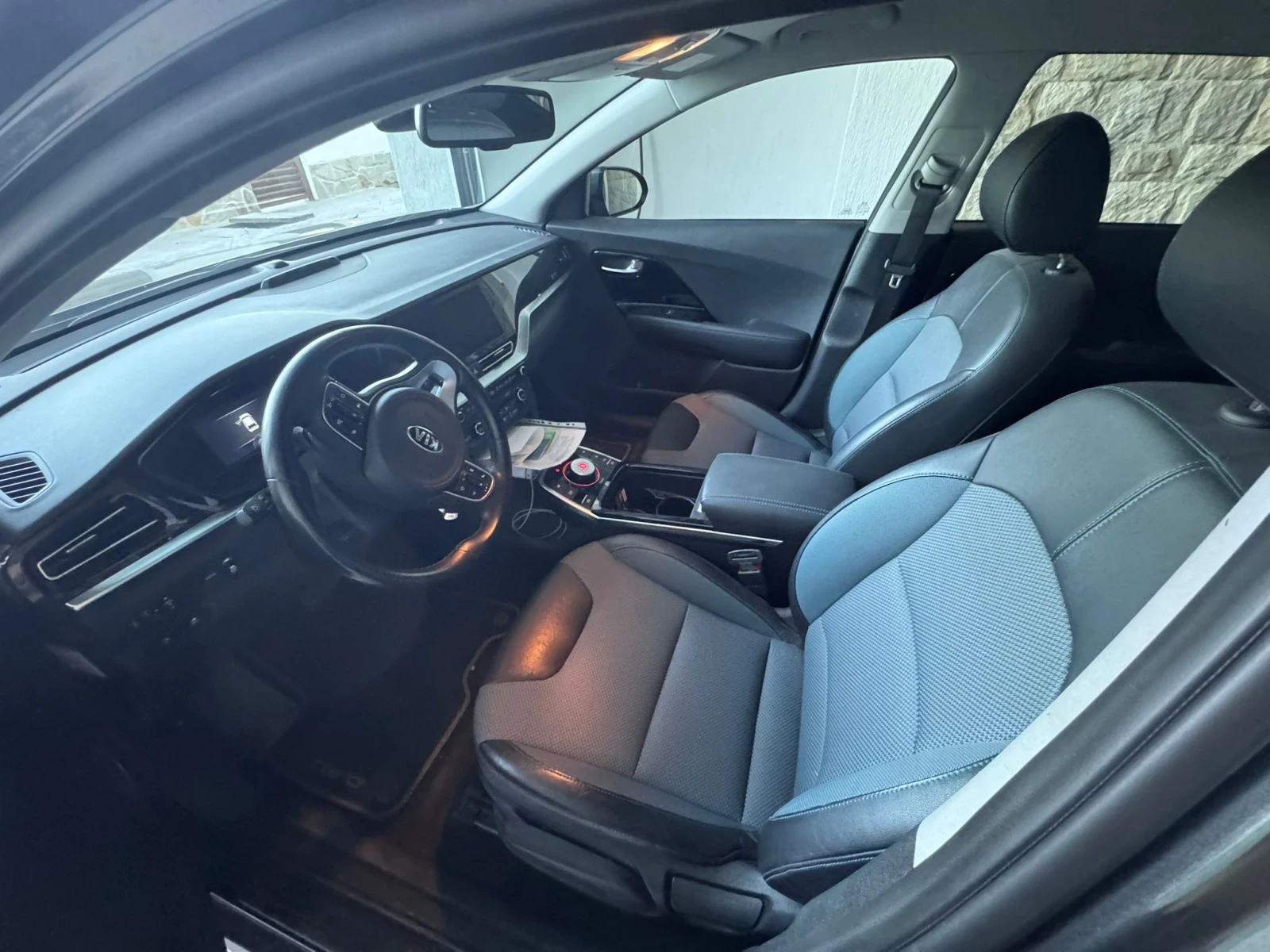 Kia Niro е-Ниро 64кв/ч 204кс в гаранция!  - изображение 3