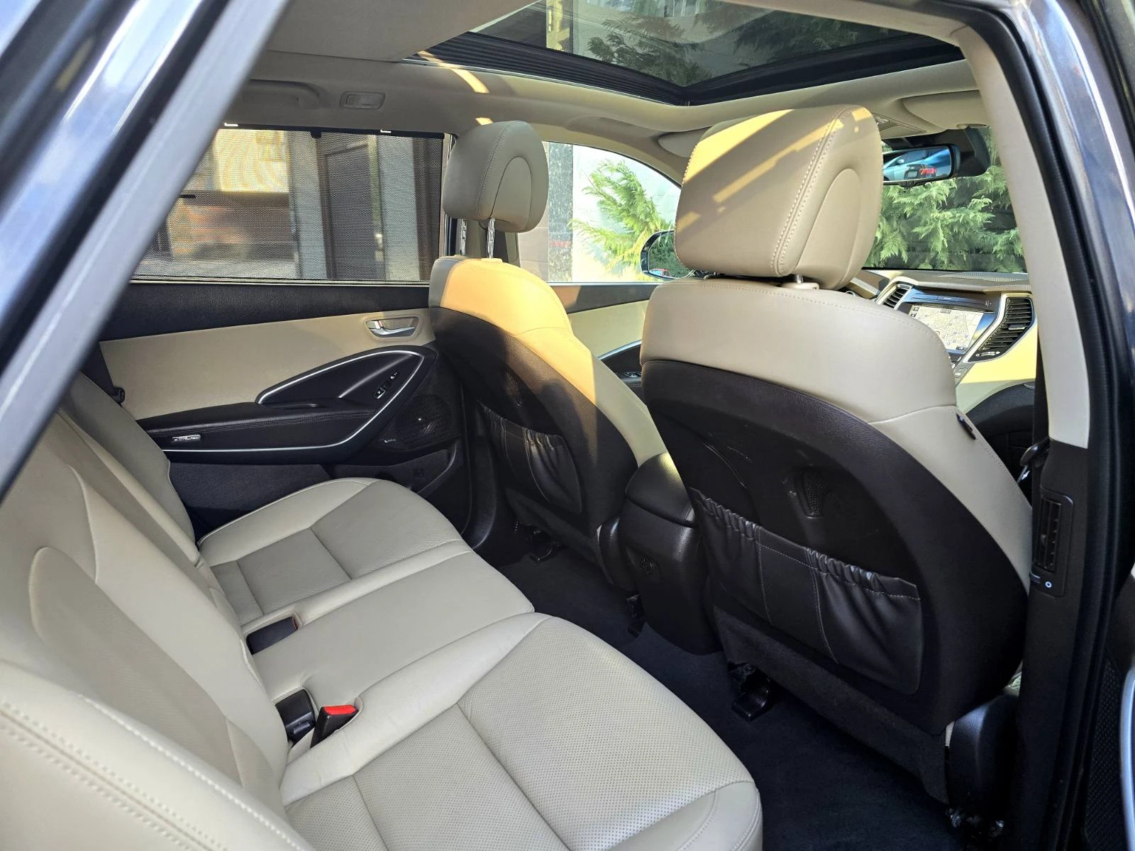Hyundai Santa fe GRAND-PREMIUM-KEYLESS-GO-ПАНОРАМА-ОБДУХВАНЕ-360, снимка 13 - Автомобили и джипове - 53835059