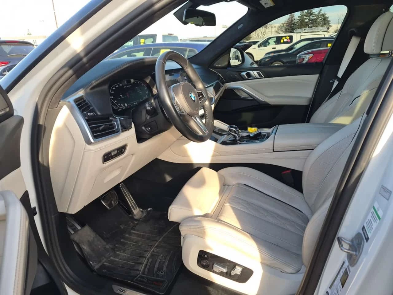 BMW X6 * M50I * CARFAX * ��� ������������ ������ | Mobile.bg � ����������� 7