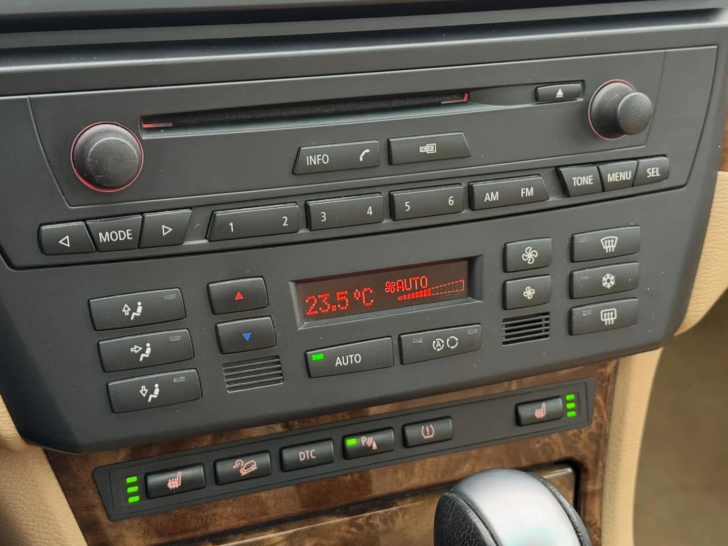 BMW X3 3.0sd LCI, снимка 15 - Автомобили и джипове - 54369265