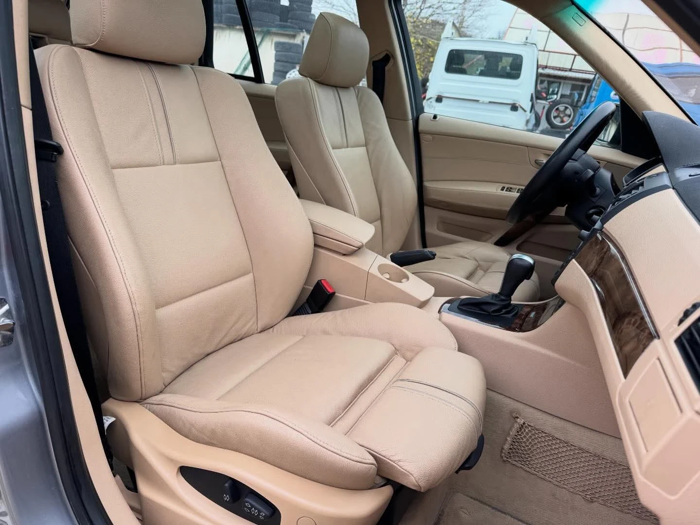 BMW X3 3.0sd LCI, снимка 8 - Автомобили и джипове - 54369265