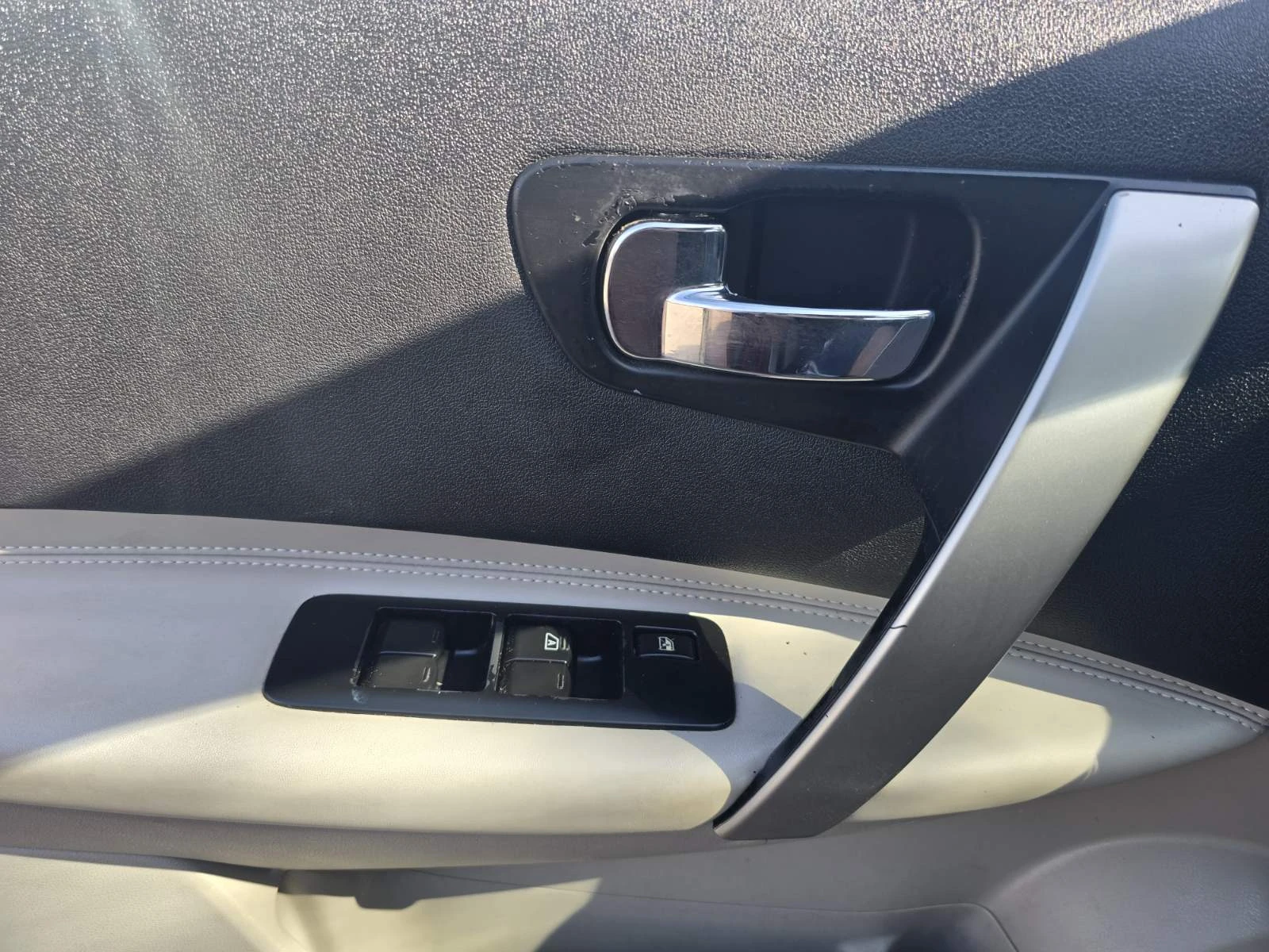 Nissan Qashqai + 2/КАМЕРА/4x4/1.6dci, снимка 7 - Автомобили и джипове - 54823438
