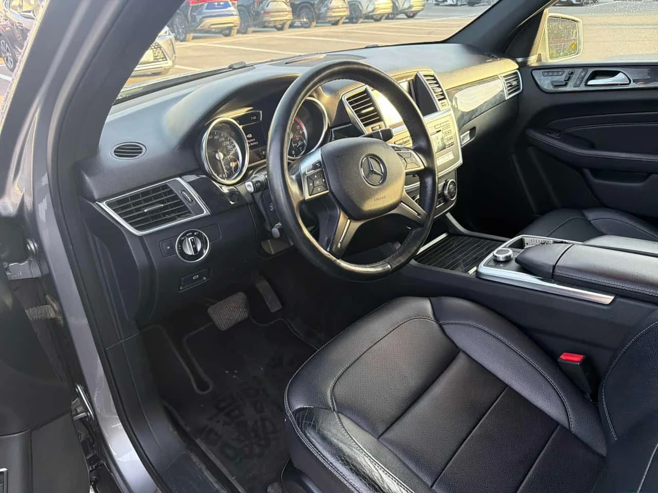 Mercedes-Benz ML 350 * BlueTEC * CARFAX * ЦЕНА ДО БГ, снимка 6 - Автомобили и джипове - 54855711